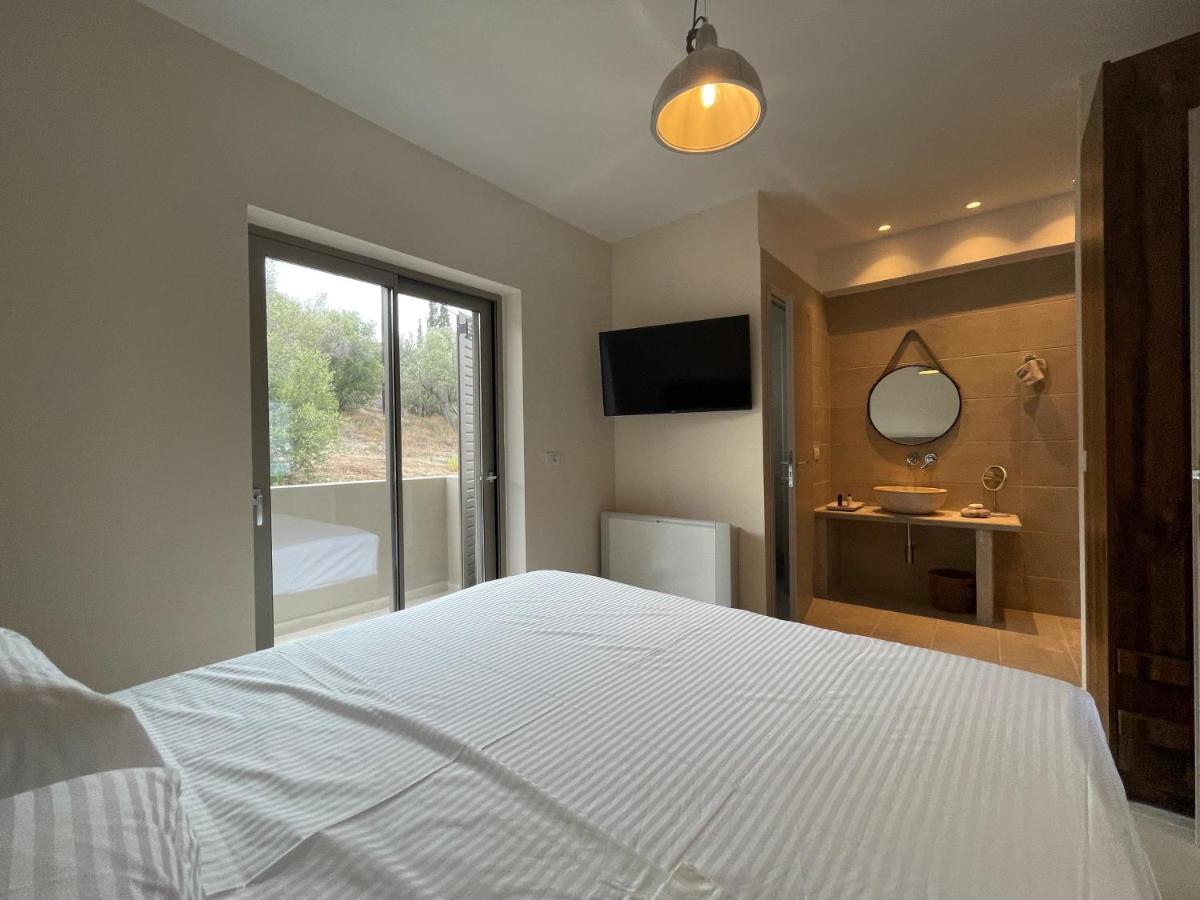 Topos Luxury Stay Heraion Loutráki Exterior photo