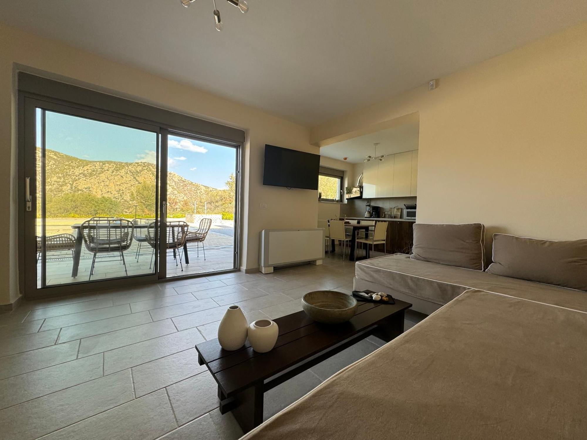 Topos Luxury Stay Heraion Loutráki Exterior photo