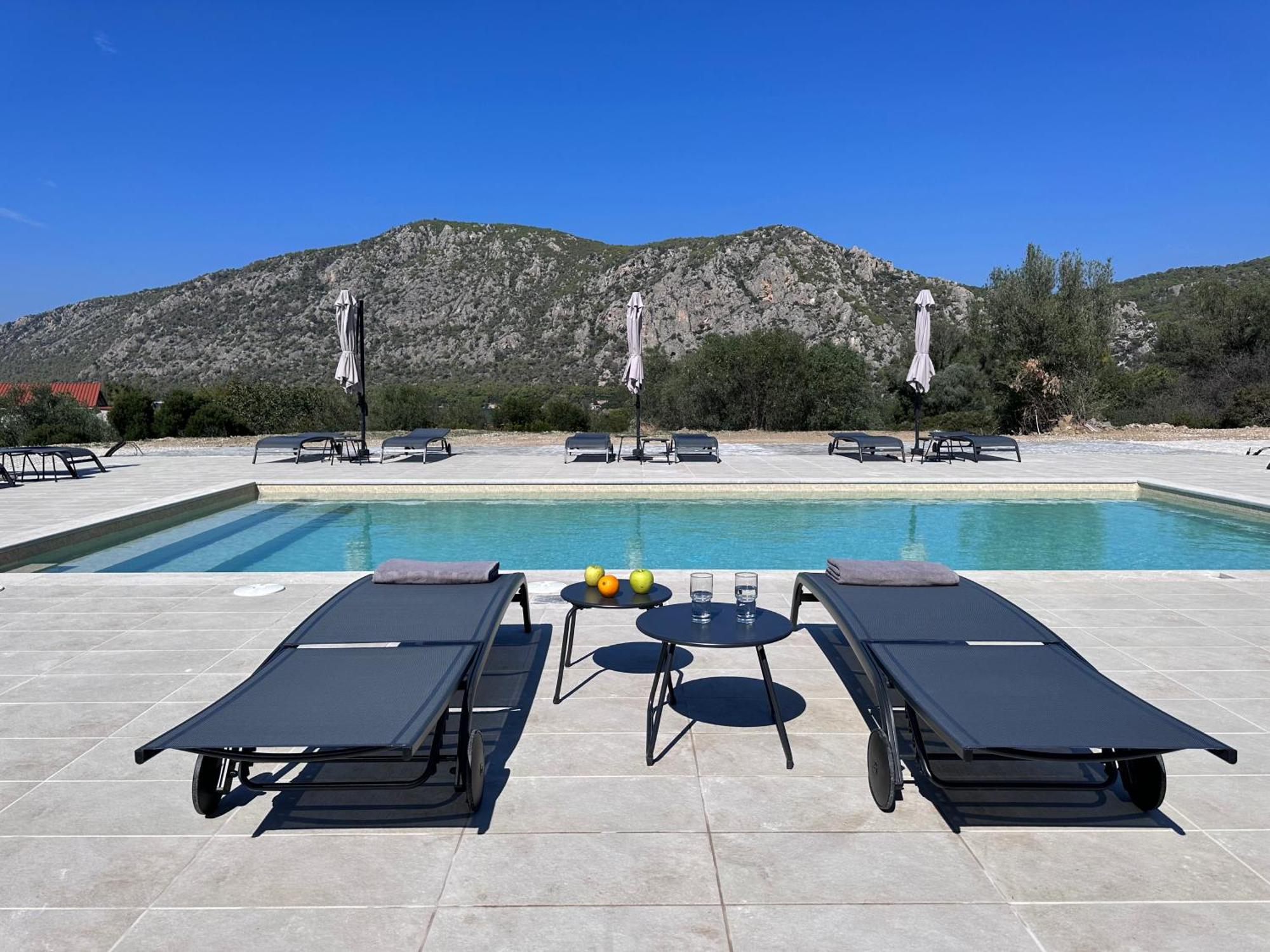 Topos Luxury Stay Heraion Loutráki Exterior photo