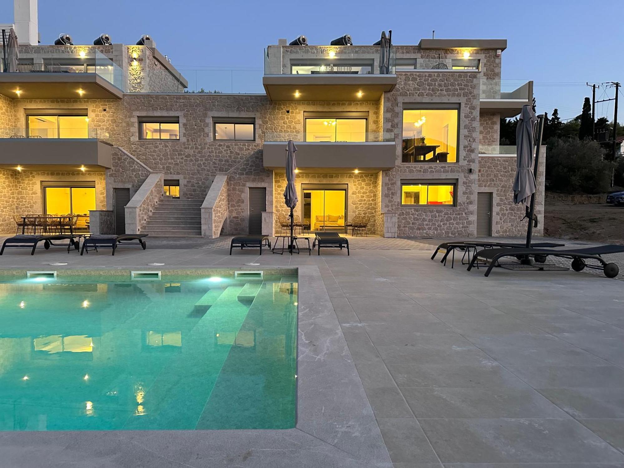 Topos Luxury Stay Heraion Loutráki Exterior photo